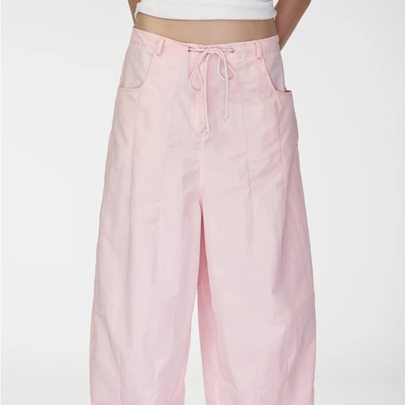 Brand new with tags- LIONESS PINK LOW RISE PANTS NEVER BEEN WORN - Picture 4 of 9